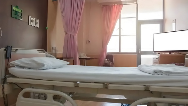 落户深圳应届生_可以！杜兰特美女主持人婚礼，带球突破绯闻，再凭实力单身！ 、乌湖、海等草原七星
